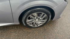 Peugeot 208 1.2 PureTech Active Premium + 5dr Petrol Hatchback